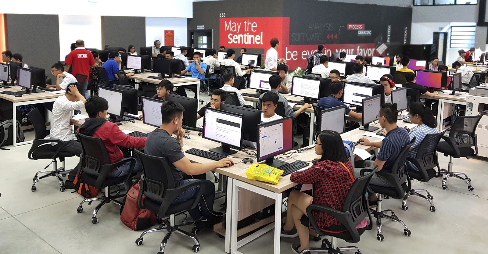 Cuộc cách mạng giáo dục “5 không” và thế hệ kỹ sư 6.0 - Ảnh 1.