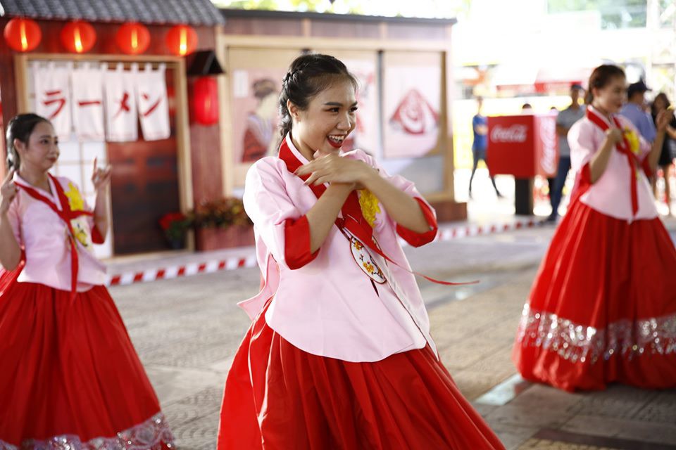 Bắt trend ăn uống của giới trẻ siêu “đỉnh”, bảo sao những hoạt động của Coca-Cola lúc nào cũng hot! - Ảnh 9.