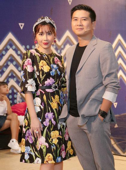 Mục sở thị những m&oacute;n đồ thể hiện độ chịu chơi của ca sĩ Lưu Hương Giang - Ảnh 3.