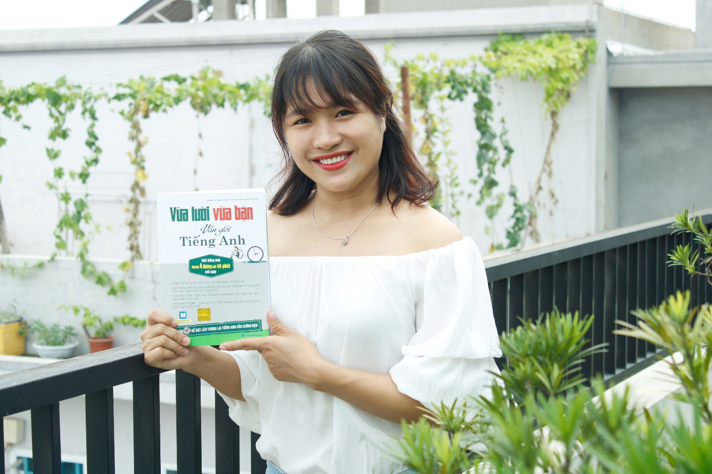 Top 4 cuốn sách học tiếng Anh hiệu quả dành cho người mất gốc - Ảnh 1.
