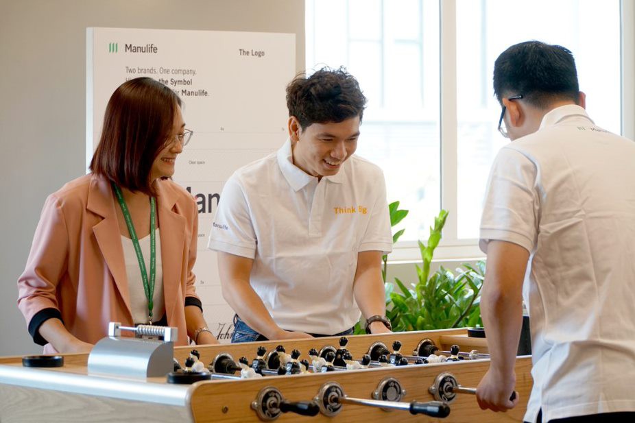 Manulife Việt Nam được HR Asia bình chọn là Nơi làm việc tốt nhất châu Á - Ảnh 2. Manulife Việt Nam được HR Asia bình chọn là Nơi làm việc tốt nhất châu Á - Ảnh 2.