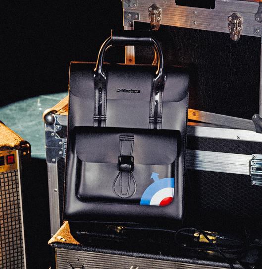 The Who - Bộ sưu tập kỷ niệm &ldquo;thời khắc vụt s&aacute;ng&rdquo; của Dr. Martens - Ảnh 8.
