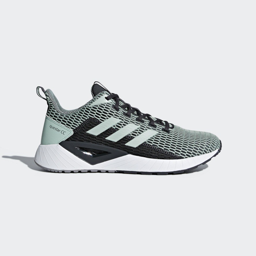 Náº¯ng hÃ¨ chÃ³i chang khÃ´ng qua ÄÆ°á»£c khuyáº¿n mÃ£i âtÆ°ng bá»«ngâ tá»« adidas, Nike, New Balanceâ¦