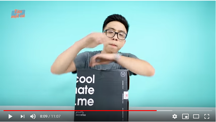 Cộng đồng mạng ráo riết truy tìm chiếc hộp đen bí mật trên tay các hot Youtuber - Ảnh 5.