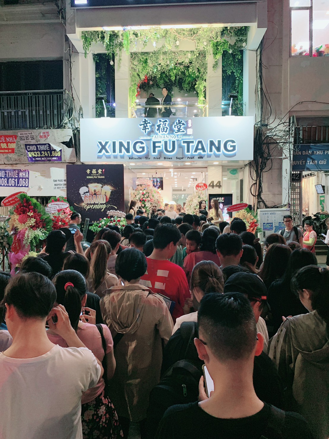 Cơn bão Xing Fu Tang đang “ập” vào thị trường trà sữa Việt Nam - Ảnh 3. Cơn bão Xing Fu Tang đang “ập” vào thị trường trà sữa Việt Nam - Ảnh 3.