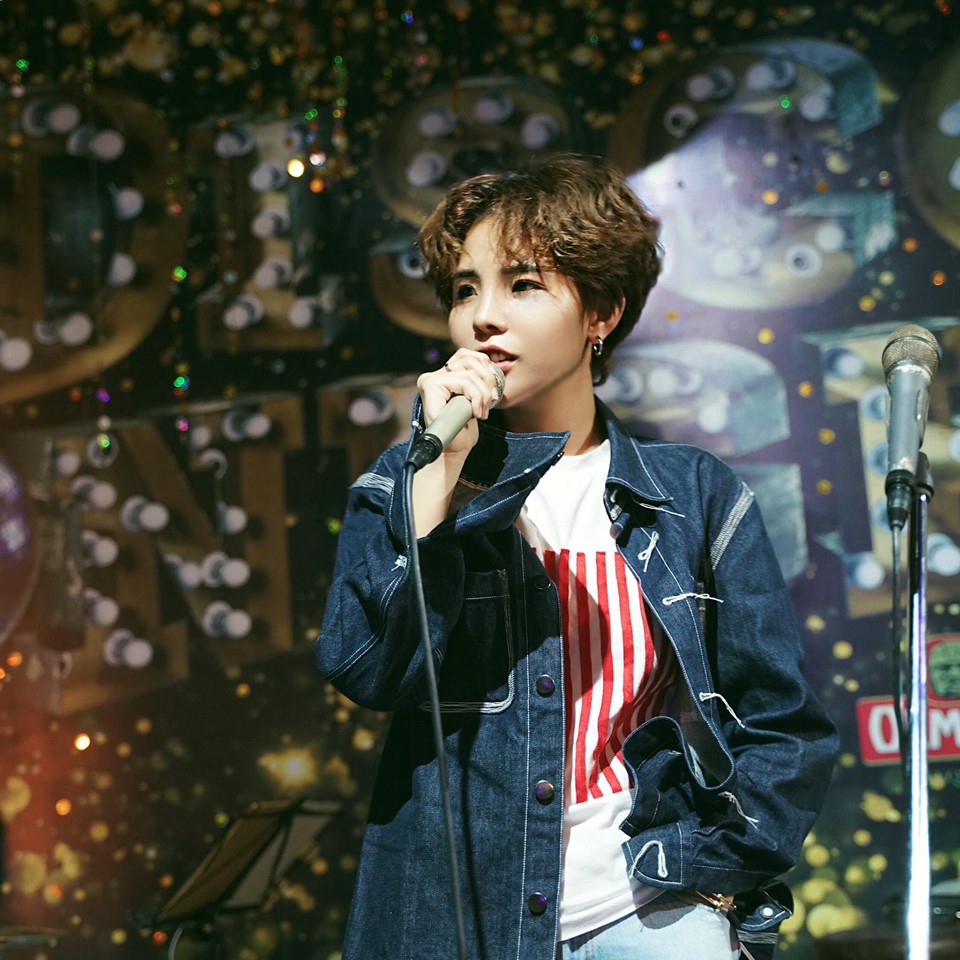 Lần đầu làm show ở Hà Nội, Vũ Cát Tường khiến người hâm mộ đứng ngồi không yên vì liên tục “nhá hàng” tin hot - Ảnh 2.