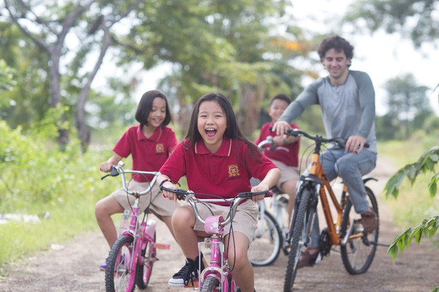 Học sinh trường Quốc tế Việt &Uacute;c nỗ lực n&oacute;i kh&ocirc;ng với r&aacute;c thải nhựa - Ảnh 1.