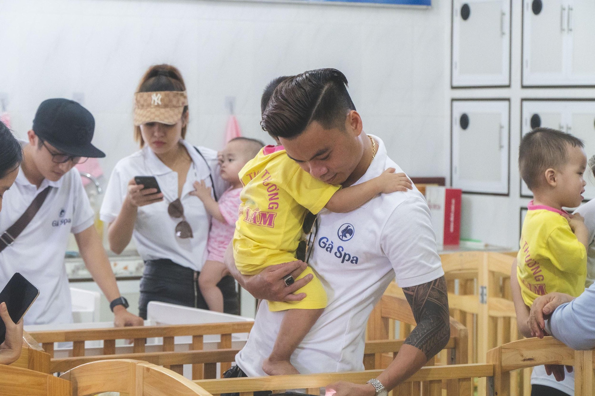 M&aacute;i ấm Ph&uacute;c L&acirc;m - B&atilde;o gi&ocirc;ng thật sự đ&atilde; dừng sau c&aacute;nh cửa - Ảnh 3.