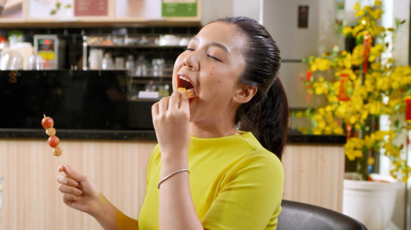 Lãnh đủ “combo” mụn hoành hành và tình trạng “bốc hỏa” phổ biến như cơm bữa trong dịp Tết - Ảnh 1. Lãnh đủ “combo” mụn hoành hành và tình trạng “bốc hỏa” phổ biến như cơm bữa trong dịp Tết - Ảnh 1.