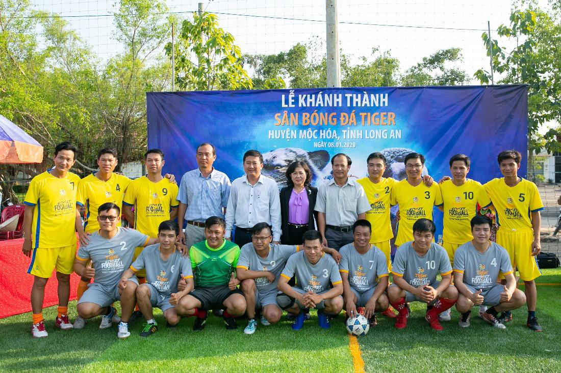 Tiếp lửa tài năng bóng đá Việt, nhiều sân bóng địa phương liên tiếp được khánh thành tại Huế, Long An - Ảnh 7.