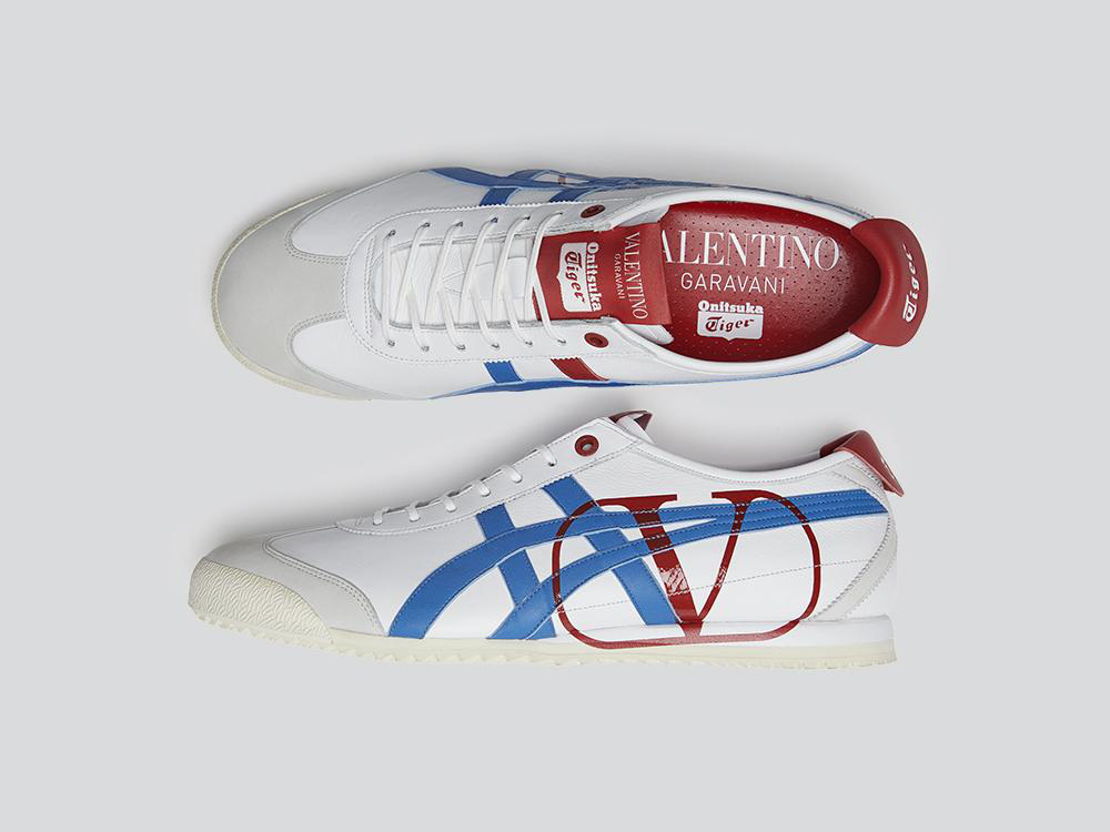 Valentino bất ngờ kết hợp cùng Onitsuka Tiger tung BST giày trong buổi ...