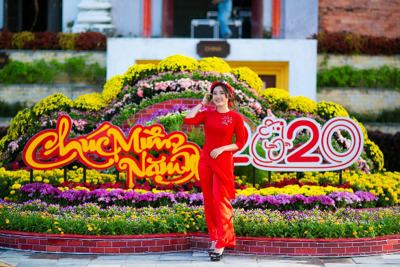 Hàng ngàn du khách tới check in lễ hội hoa tại Sun World Danang Wonders - Ảnh 3.