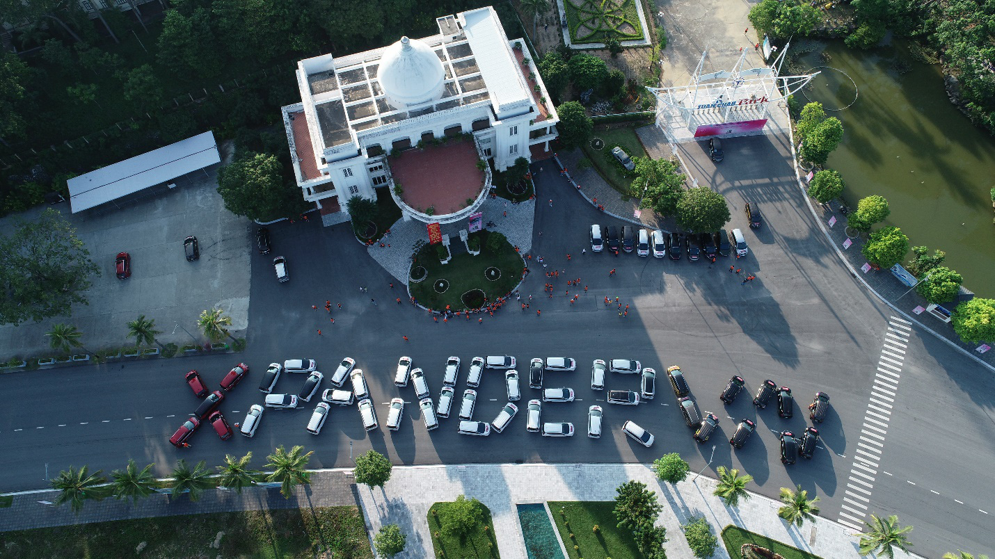 100 xe Mitsubishi Xpander xếp chữ hoành tráng tại Hạ Long: Hành trình đầy ý nghĩa và cảm xúc - Ảnh 1.
