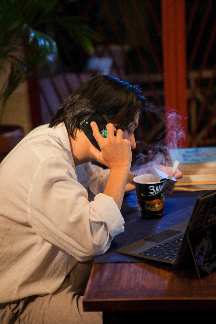 Con nhớ những bữa cơm có mẹ chờ! - Ảnh 4.