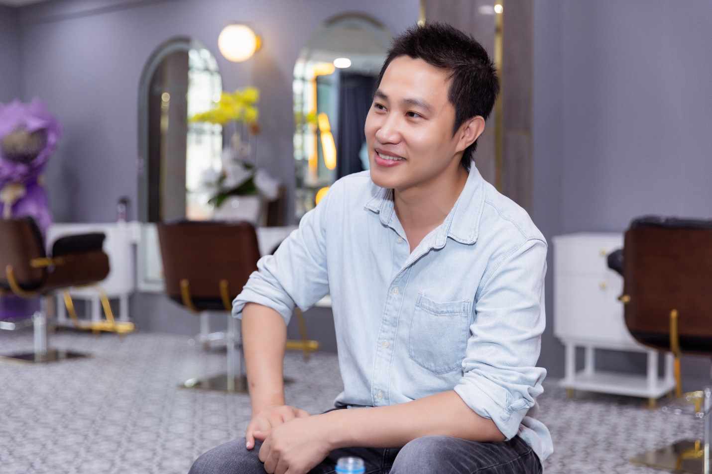 Bắc Trần Tiến - Chuỗi salon hiện đại, cực hot được nhiều nghệ sĩ yêu thích - Ảnh 1. Bắc Trần Tiến - Chuỗi salon hiện đại, cực hot được nhiều nghệ sĩ yêu thích - Ảnh 1.