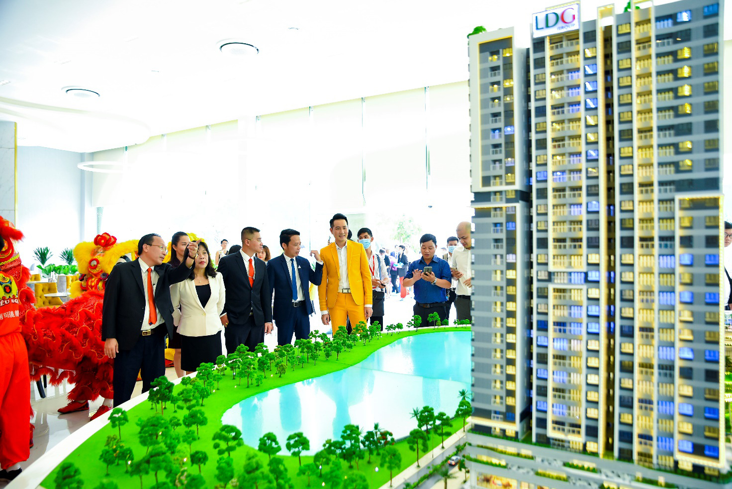 LDG Group khai trương nhà mẫu khu căn hộ cao cấp ở khu Đông TP.HCM - Ảnh 1.