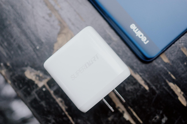 Realme 7 Pro mở ra “kỷ nguyên” sạc siêu nhanh, người dùng được ích lợi gì? - Ảnh 5. Realme 7 Pro mở ra “kỷ nguyên” sạc siêu nhanh, người dùng được ích lợi gì? - Ảnh 5.