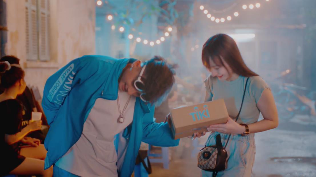 Lăng LD gieo vần “khó lường” trong MV mới, soi kỹ mới thấy lời rap cũng dễ “đu” theo cực - Ảnh 8. Lăng LD gieo vần “khó lường” trong MV mới, soi kỹ mới thấy lời rap cũng dễ “đu” theo cực - Ảnh 8.