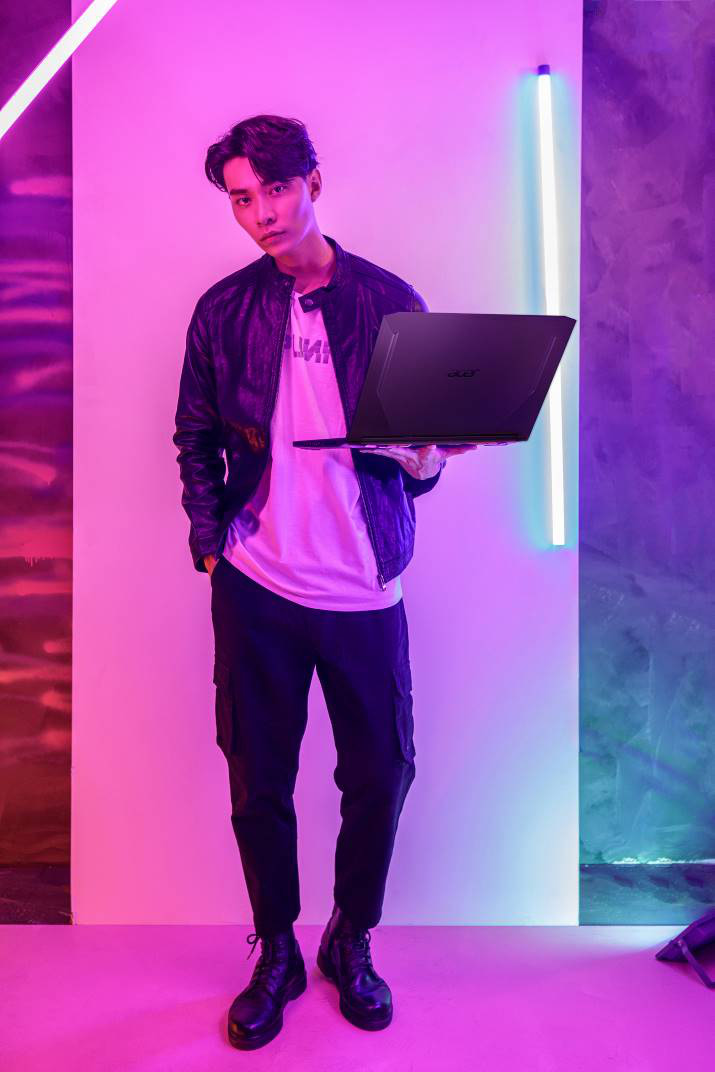 Acer Nitro 5 - chiếc laptop gaming vừa học vừa giải trí tốt - Ảnh 3. Acer Nitro 5 - chiếc laptop gaming vừa học vừa giải trí tốt - Ảnh 3.