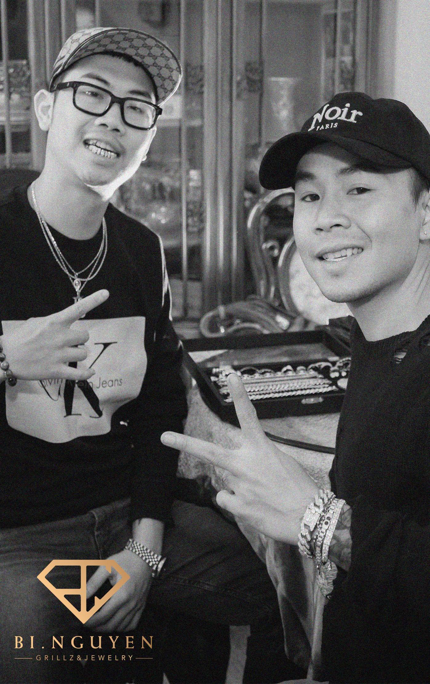 Trang sức răng - Món đồ chơi xa xỉ của sao rap Việt - Ảnh 3. Trang sức răng - Món đồ chơi xa xỉ của sao rap Việt - Ảnh 3.