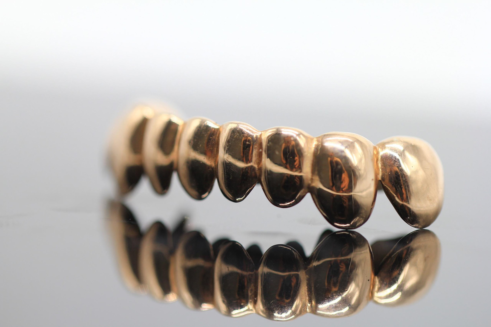 Trang sức răng - M&oacute;n đồ chơi xa xỉ của sao rap Việt - Ảnh 9.