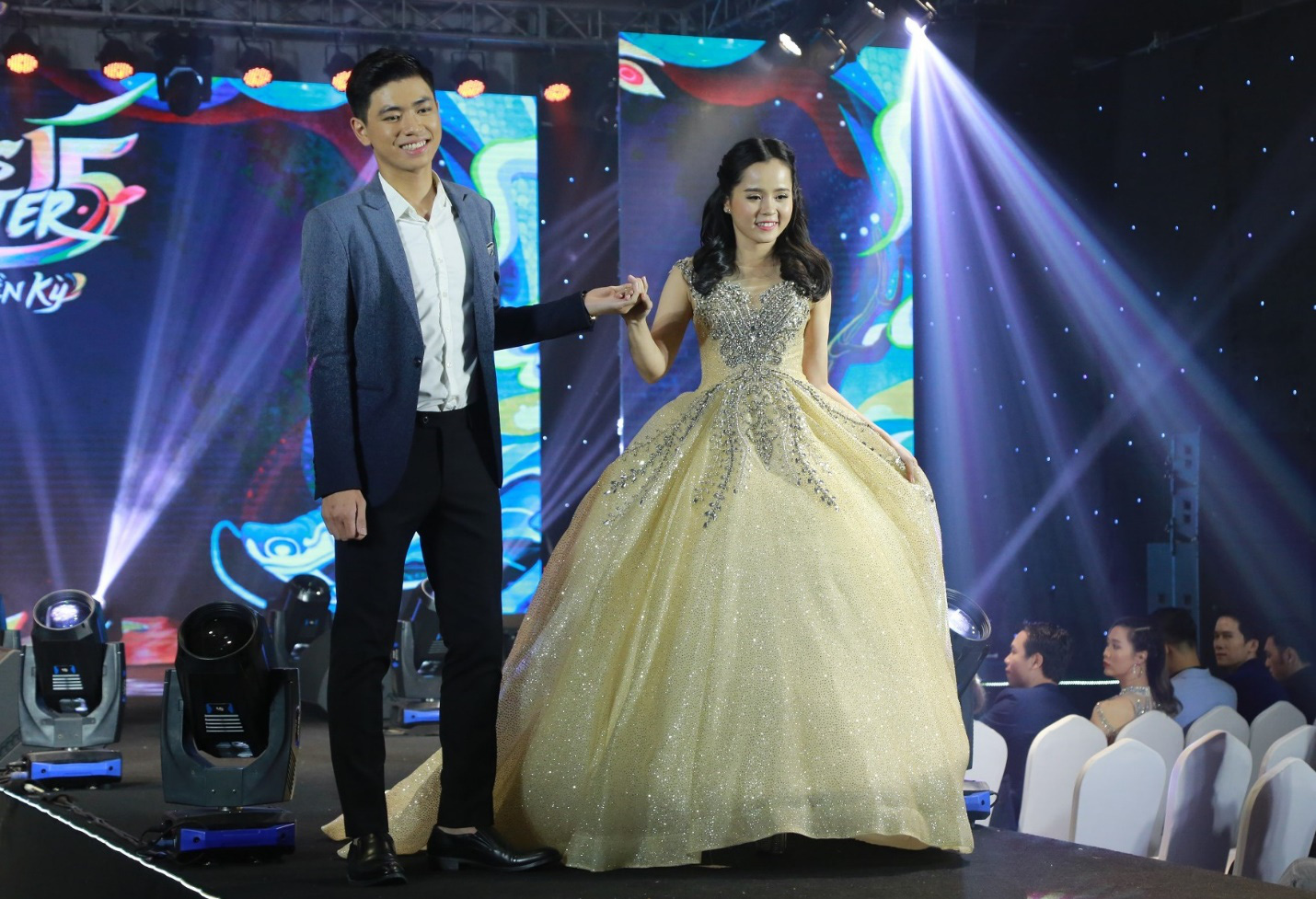Lộ diện Quán quân Miss & Mister VLTK 15: Bản lĩnh từ những bước catwalk đến phần thi ứng xử - Ảnh 5.