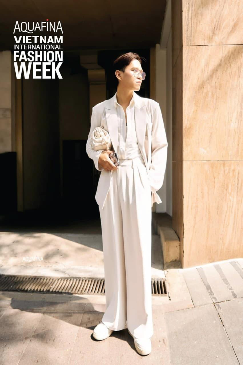 Ngắm Top 3 cuộc thi The Best Street Style của Aquafina Tuần lễ Thời trang Quốc tế Việt Nam 2020! - Ảnh 8. Ngắm Top 3 cuộc thi The Best Street Style của Aquafina Tuần lễ Thời trang Quốc tế Việt Nam 2020! - Ảnh 8.