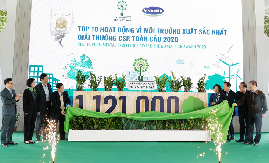 Trao tặng thêm 270.000 cây xanh, Vinamilk và Quỹ 1 triệu cây xanh cho Việt Nam chính thức hoàn thành mục tiêu đề ra - Ảnh 3.