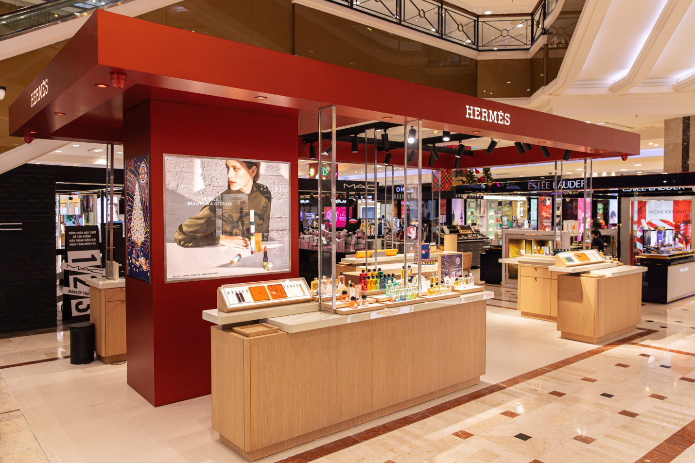 Kh&aacute;m ph&aacute; kh&ocirc;ng gian mới d&agrave;nh cho người y&ecirc;u mỹ phẩm Herm&egrave;s tại TP.HCM - Ảnh 3.