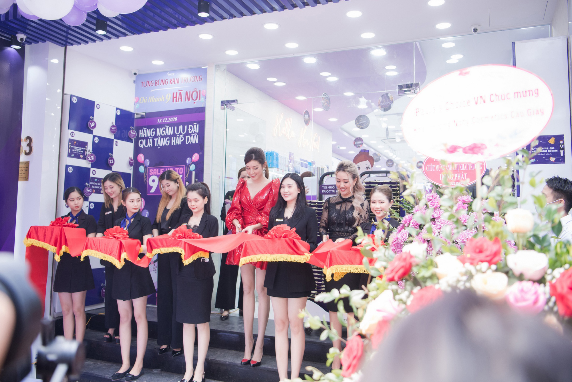 Á hậu Huyền My rạng rỡ đến dự sự kiện khai trương Nuty Cosmetics chi nhánh 9 tại Hà Nội - Ảnh 1.