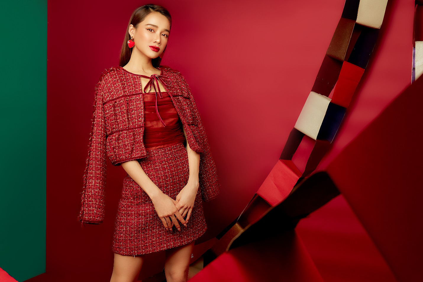 Giáng sinh mà vẫn chưa có thời gian shopping? Bóc giá ngay 5 item cho dáng xinh đây này! - Ảnh 3. Giáng sinh mà vẫn chưa có thời gian shopping? Bóc giá ngay 5 item cho dáng xinh đây này! - Ảnh 3.
