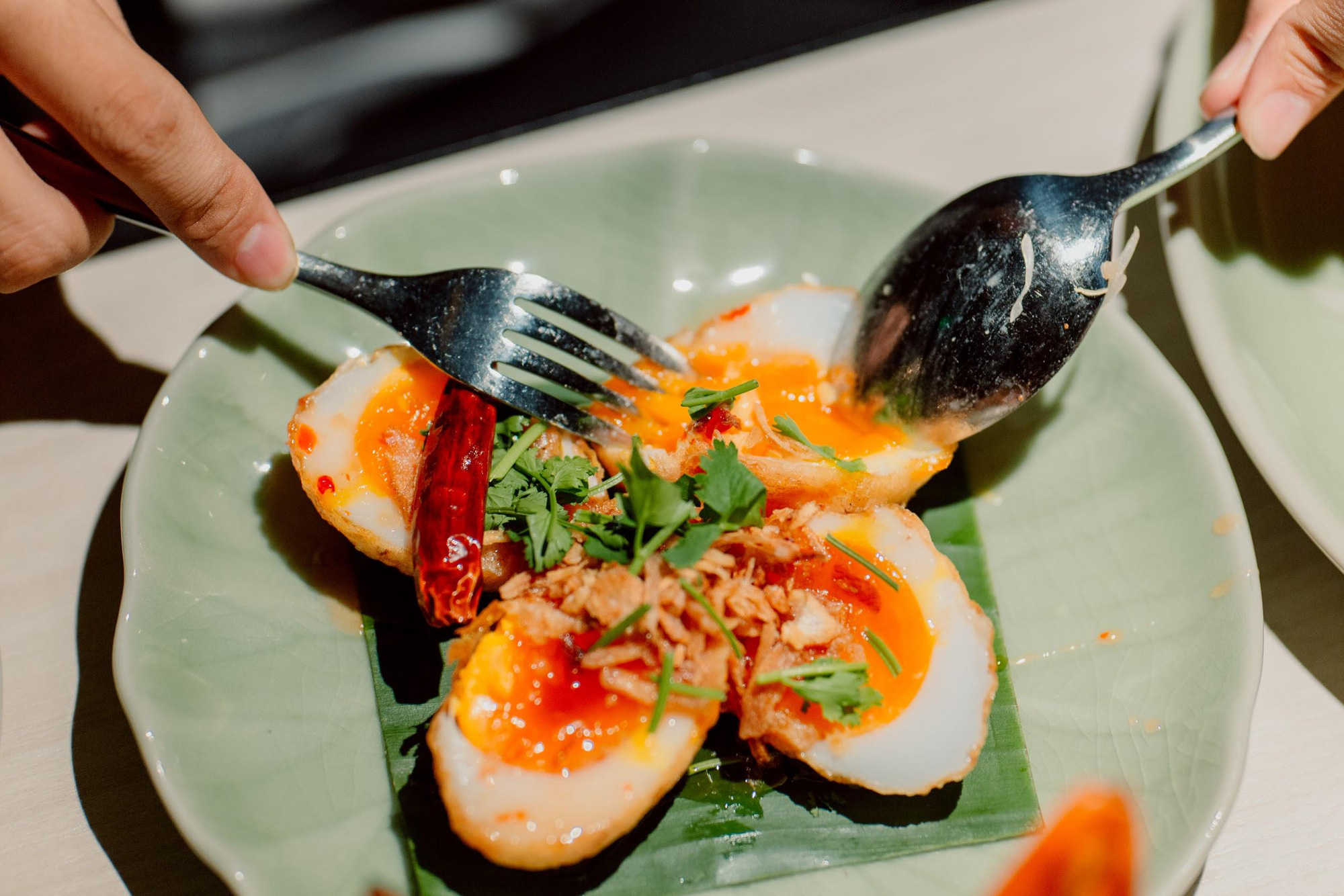 “Càn quét” nhà hàng món Thái mới toanh tại Sài Gòn: Giá rẻ hơn tưởng tượng, đồ ăn liệu có chuẩn vị như quảng cáo? - Ảnh 8.