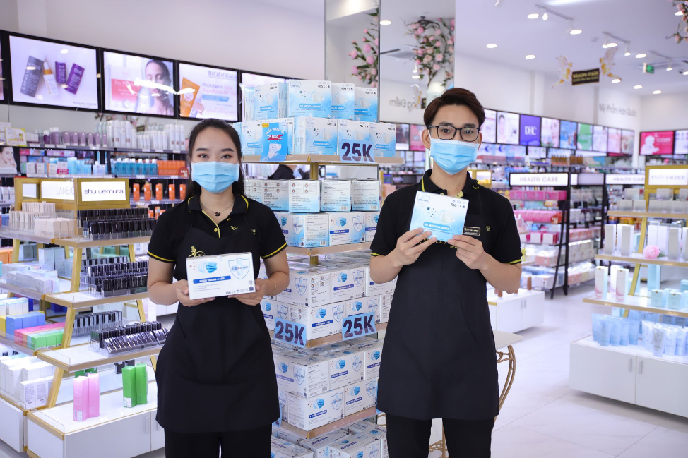 Mỹ phẩm ch&iacute;nh h&atilde;ng gi&aacute; 6.000 đồng đắt như t&ocirc;m tươi tại AB Beauty World chi nh&aacute;nh 6 - Ảnh 5.