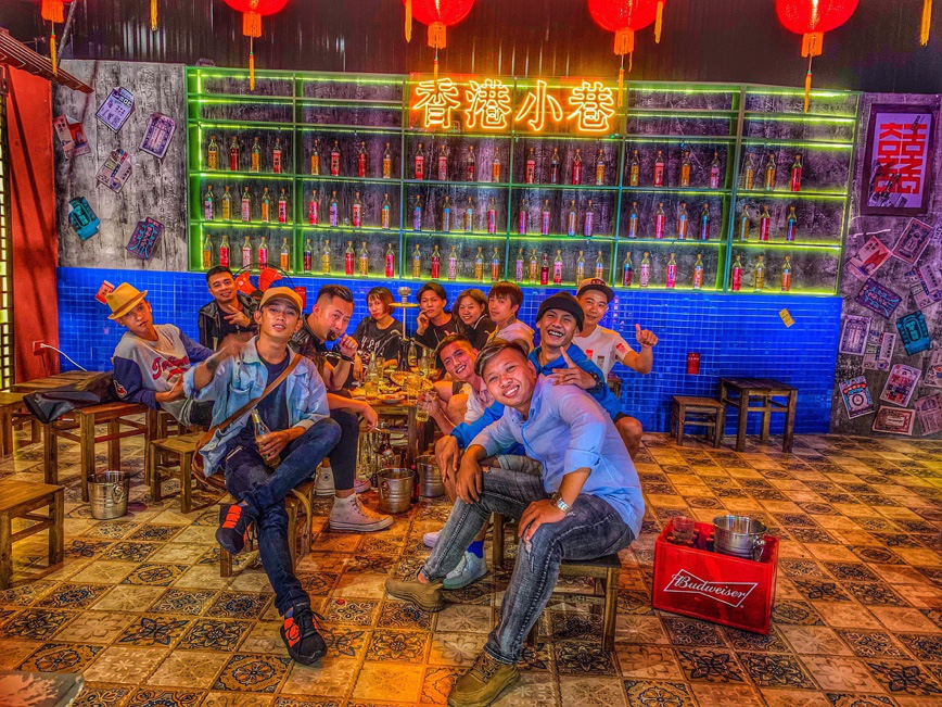 Lạc lối trong kh&ocirc;ng gian đậm chất Hong Kong tại Hẻm Phố - Ảnh 3.