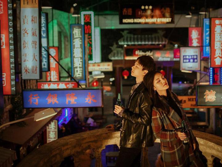 Lạc lối trong kh&ocirc;ng gian đậm chất Hong Kong tại Hẻm Phố - Ảnh 9.