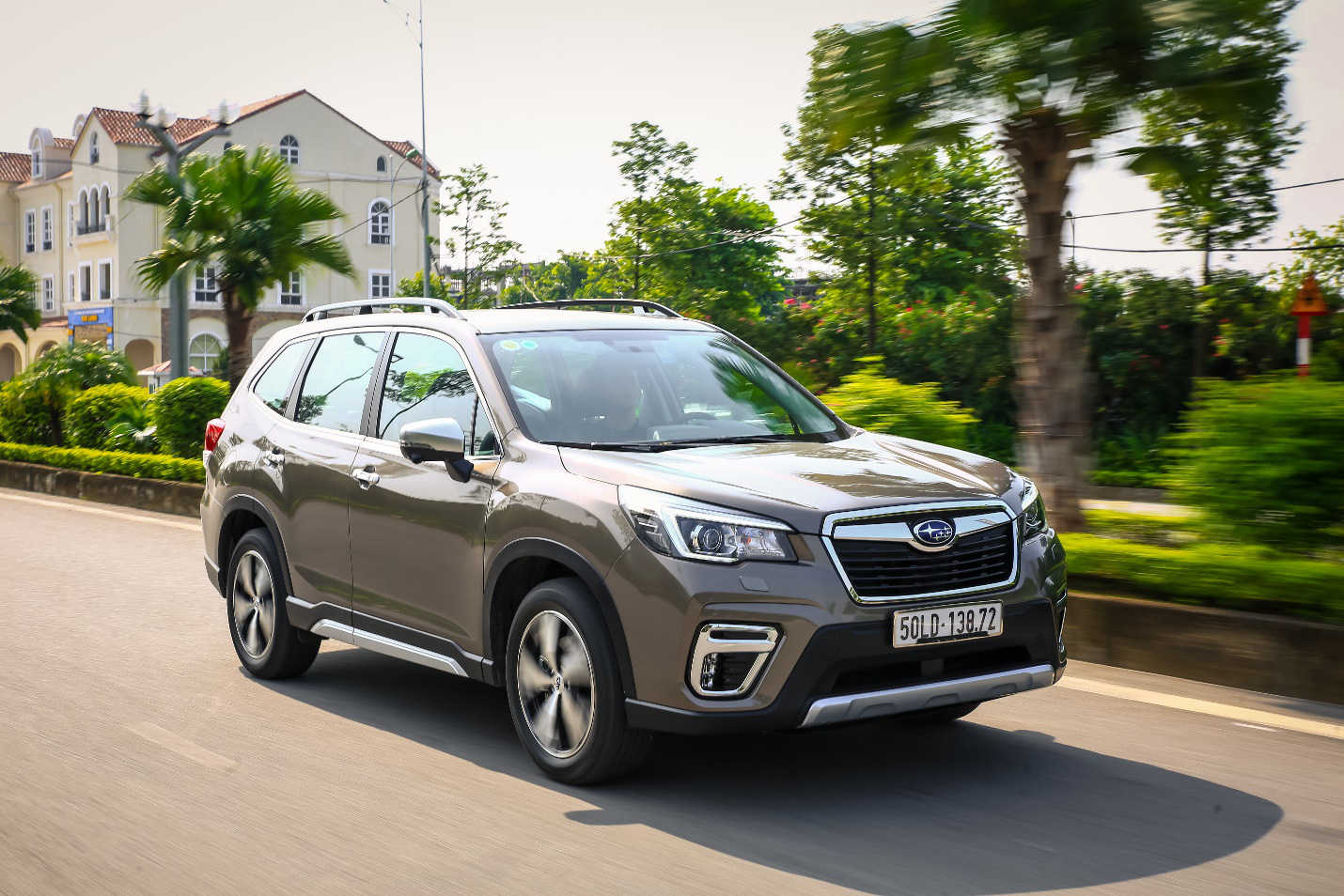 Subaru Forester giá chỉ từ hơn 900 triệu đồng - Cú hích doanh số tại Việt Nam - Ảnh 3.
