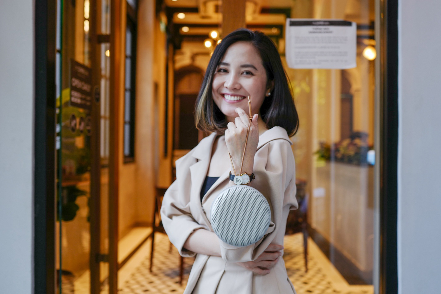 Đẳng cấp như flagship OPPO Find X2, khi đặt trước sản phẩm sẽ được tặng thêm loa cao cấp từ B&O để gia tăng trải nghiệm - Ảnh 2.