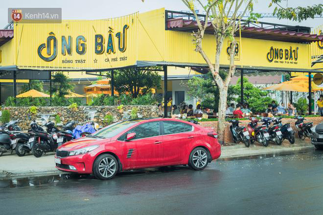 Quán cafe Ông Bầu tại Bình Dương có gì hấp dẫn mà khiến Công Phượng đến đây check-in? - Ảnh 2. Quán cafe Ông Bầu tại Bình Dương có gì hấp dẫn mà khiến Công Phượng đến đây check-in? - Ảnh 2.