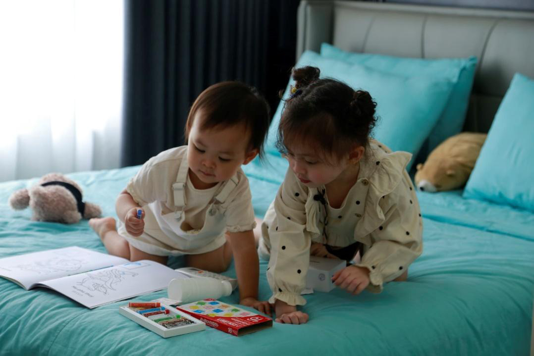 Bứt phá bất ngờ: Cam Cam không ngại khó chăm em điệu nghệ tại Thử Thách Lớn Khôn - Ảnh 3. Bứt phá bất ngờ: Cam Cam không ngại khó chăm em điệu nghệ tại Thử Thách Lớn Khôn - Ảnh 3.