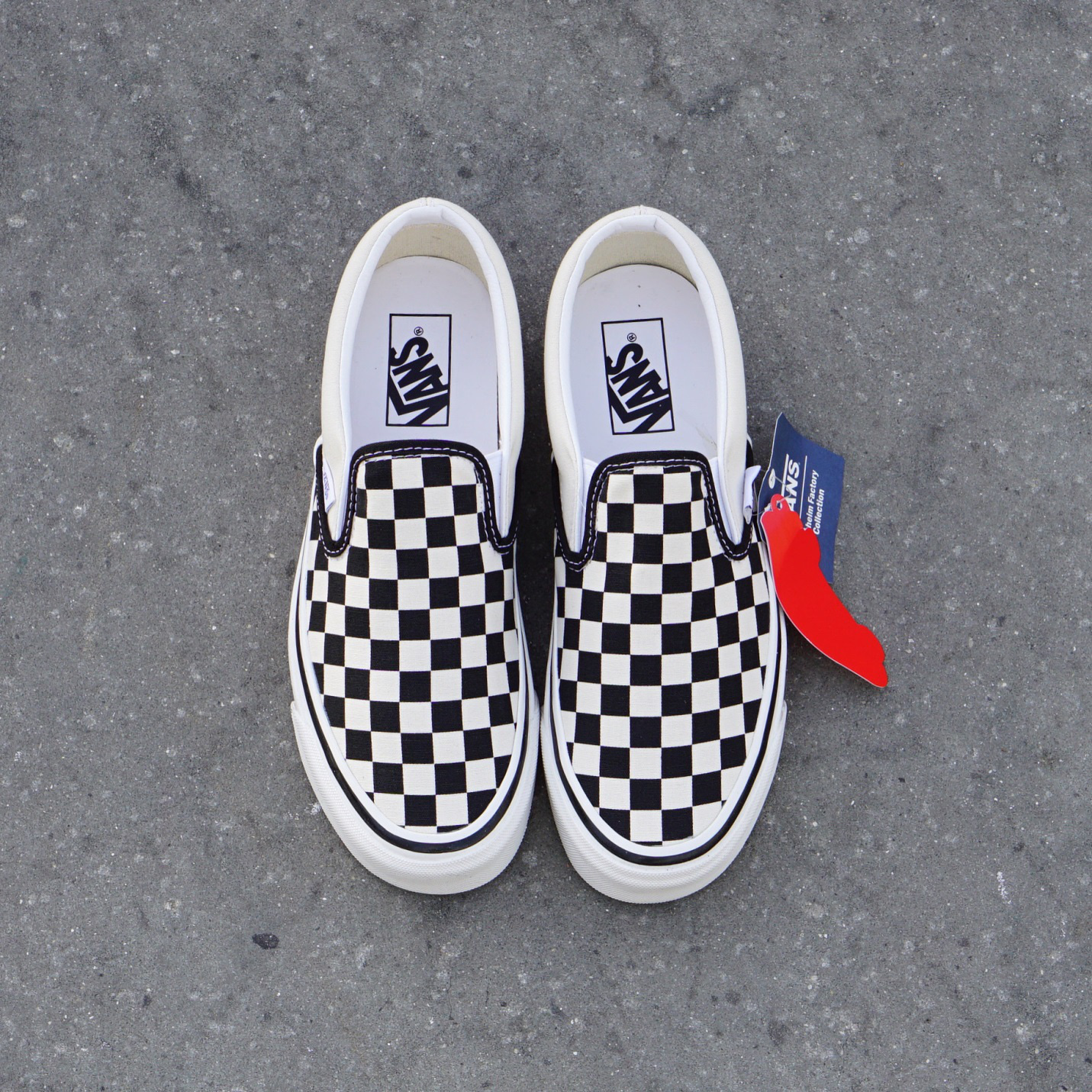 Vans x Fast Times nhắc lại màn debut kinh điển của đôi Slip-on Checkerboard những năm 80 - Ảnh 5.