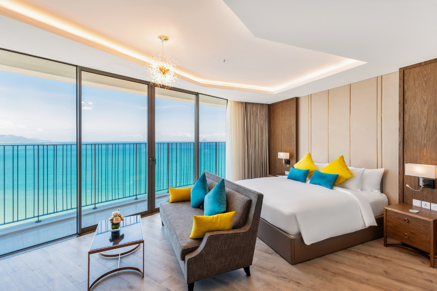 Eastin Grand Hotel Nha Trang ưu đãi 50% dịp mở cửa - Ảnh 2.