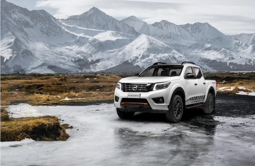 Nissan Navara Black Edition A-IVI ra mắt tại Việt Nam, giá 845 triệu đồng - Ảnh 1.