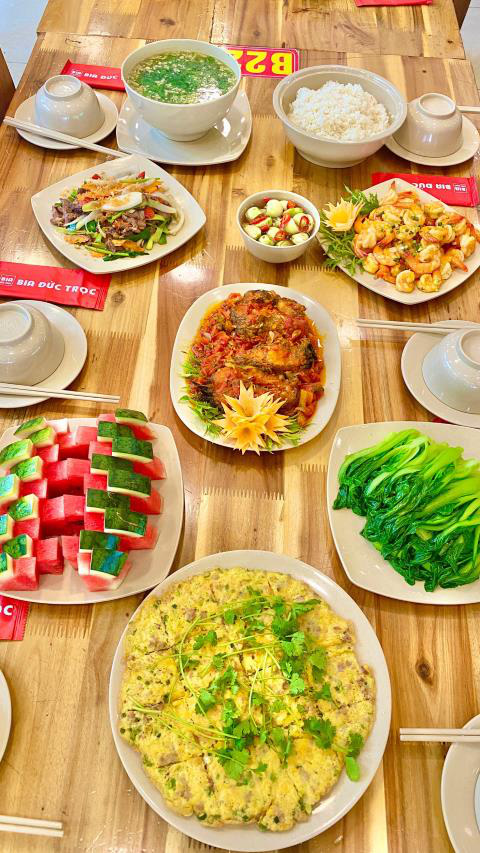 Đi tìm lí do Lẩu Đức Trọc trở thành địa điểm ăn uống hàng đầu cho dân văn phòng? - Ảnh 6.