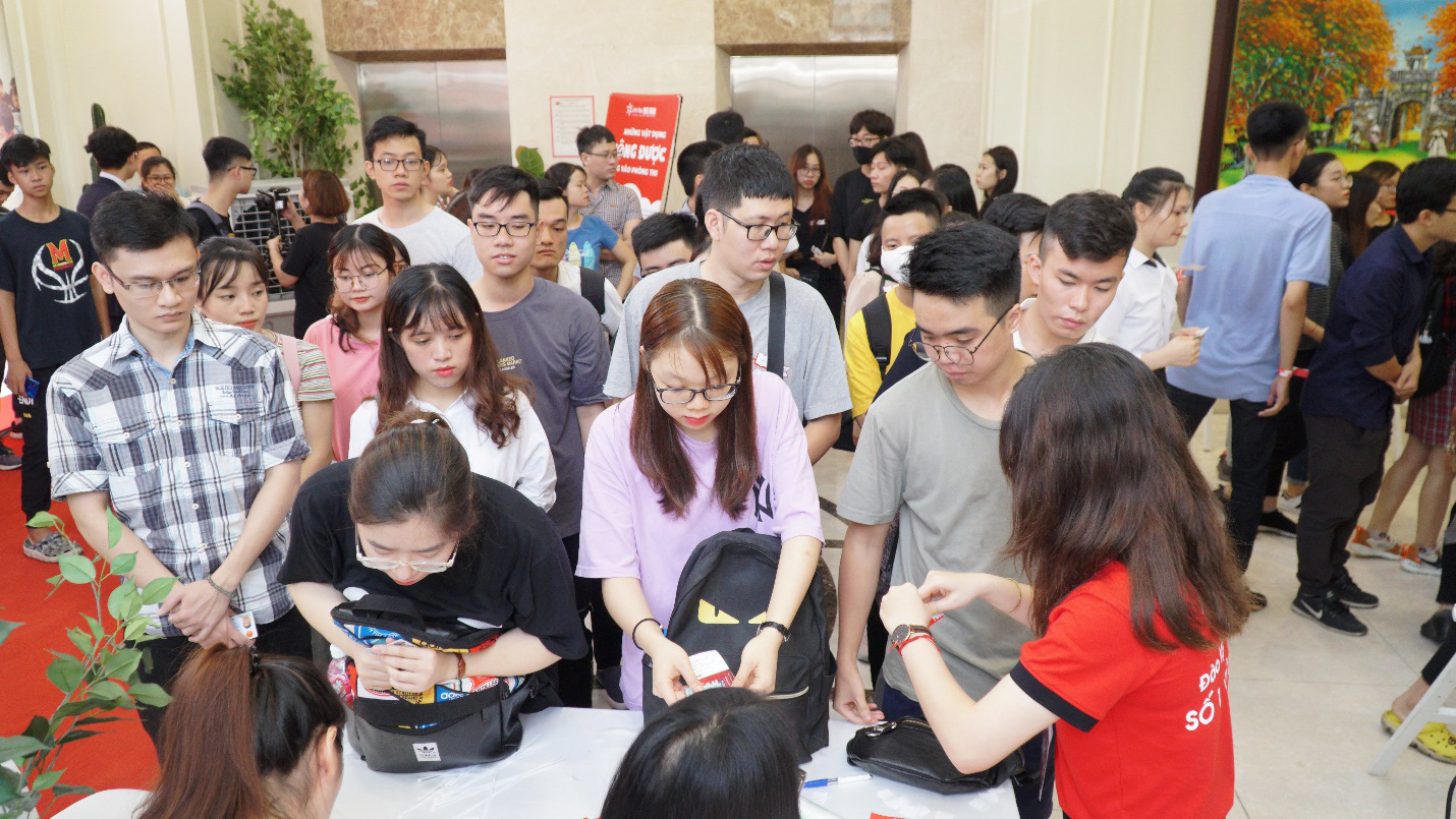 Anh Ngữ Ms Hoa tổ chức đại hội thi thử TOEIC quy mô lớn tại Việt Nam - Ảnh 2.
