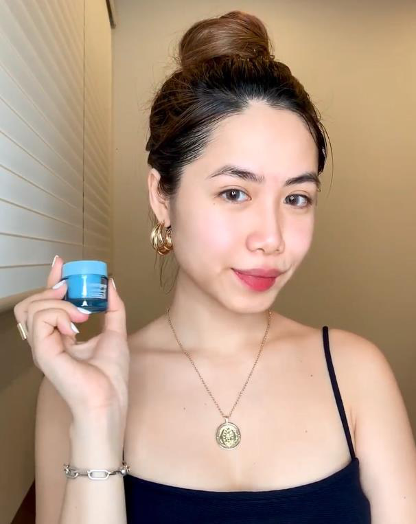 Beauty Blogger Mina Nguyễn hé lộ: “Skill chăm da có siêu cấp đến mấy cũng toang nếu không biết cách chọn đúng mỹ phẩm” - Ảnh 4. Beauty Blogger Mina Nguyễn hé lộ: “Skill chăm da có siêu cấp đến mấy cũng toang nếu không biết cách chọn đúng mỹ phẩm” - Ảnh 4.