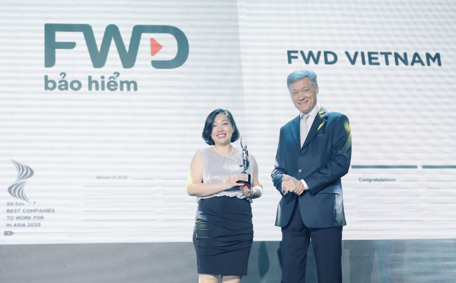FWD được HR Asia vinh danh là nơi làm việc tốt nhất châu Á 2020 - Ảnh 1. FWD được HR Asia vinh danh là nơi làm việc tốt nhất châu Á 2020 - Ảnh 1.