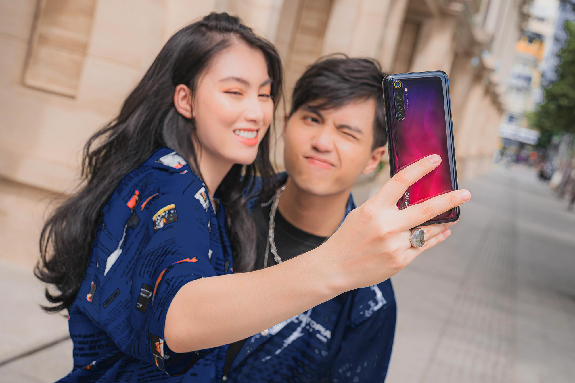 Thế hệ Gen Z: Khẳng định tuyên ngôn phong cách qua smartphone - Ảnh 6. Thế hệ Gen Z: Khẳng định tuyên ngôn phong cách qua smartphone - Ảnh 6.