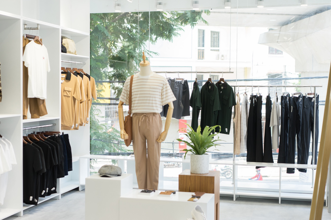 Chẳng mất c&ocirc;ng đi xa nữa, SSStutter ch&iacute;nh thức khai trương chi nh&aacute;nh mới tại Cầu Giấy d&agrave;nh cho cả nam v&agrave; nữ - Ảnh 6.