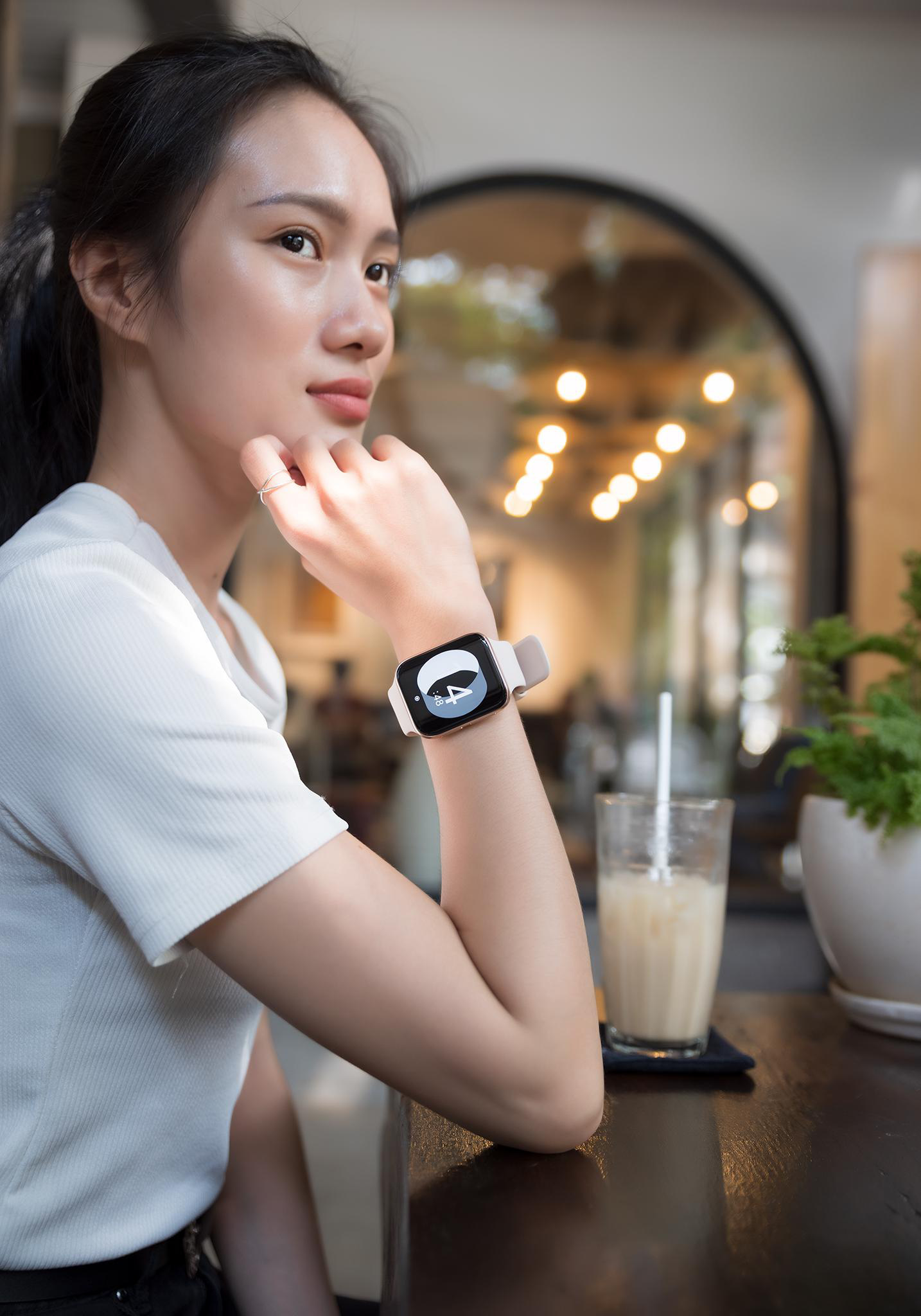 Tạm quên đồng hồ truyền thống đi vì smartwatch thời nay vừa đẹp lại còn đa năng - Ảnh 4.