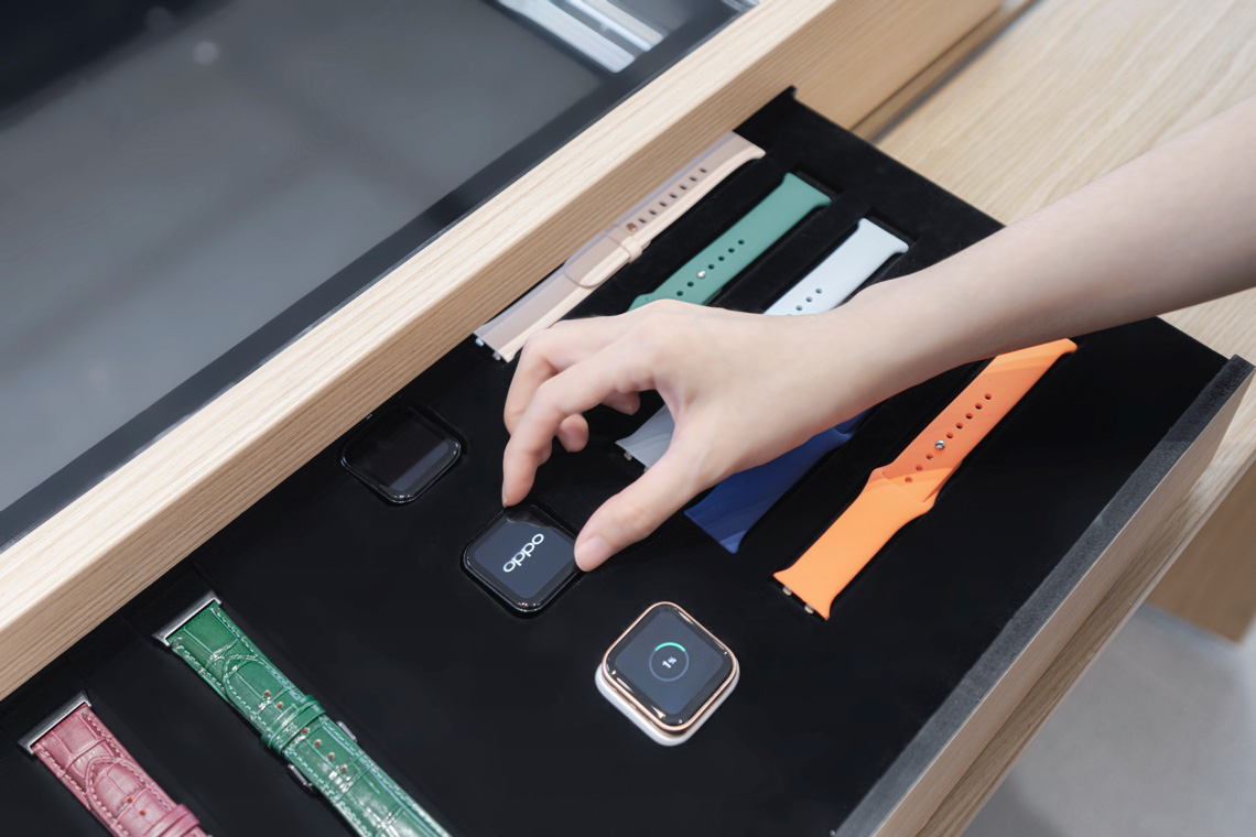 Nâng tầm trải nghiệm OPPO Watch cùng bộ sưu tập dây đeo thời trang ấn tượng tại OPPO Experience Store - Ảnh 4. Nâng tầm trải nghiệm OPPO Watch cùng bộ sưu tập dây đeo thời trang ấn tượng tại OPPO Experience Store - Ảnh 4.